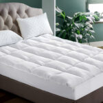 Giselle Bedding Pillowtop Mattress Topper 5cm Thick Pad for Back Pain Relief Washable Underlay Protector 1000GSM Microfibre Filling 45cm Deep Pocket Single